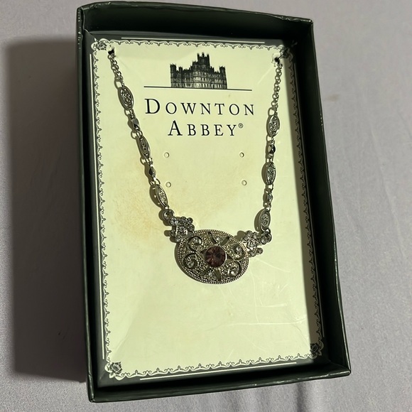 Downton Abbey Silver Necklace - Picture 1 of 1